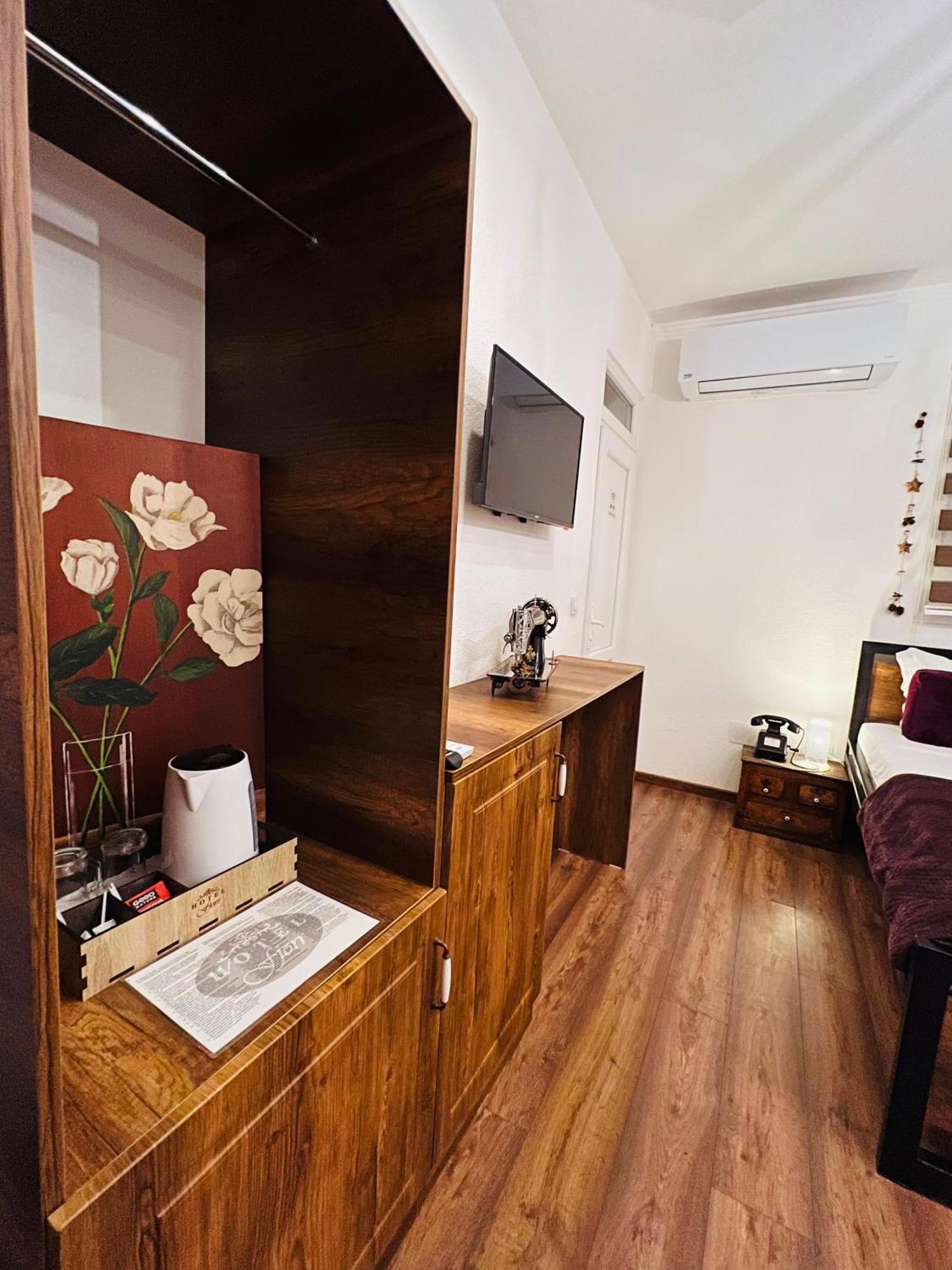 Hotel Fjorr Призрен Экстерьер фото