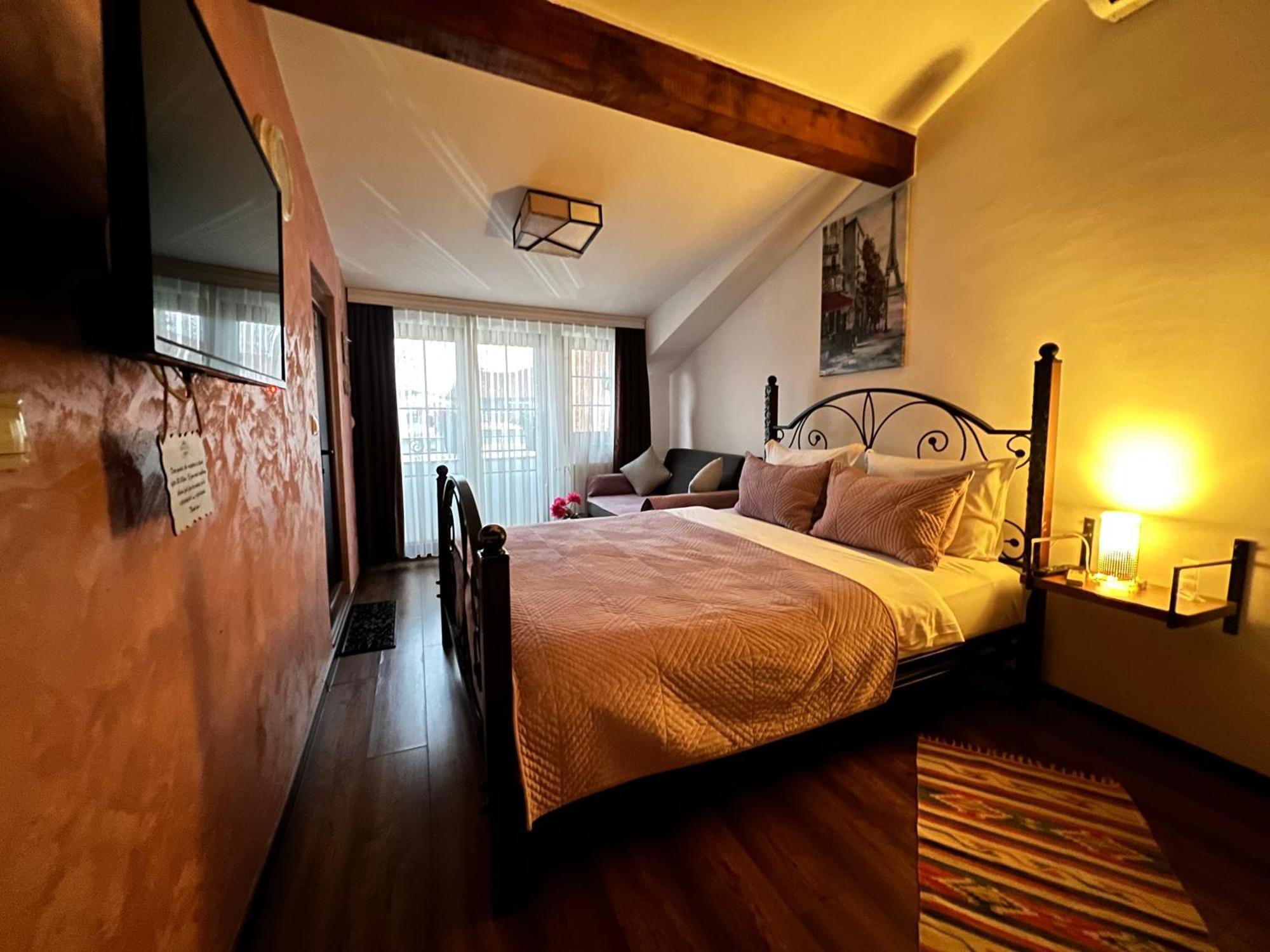 Hotel Fjorr Призрен Экстерьер фото