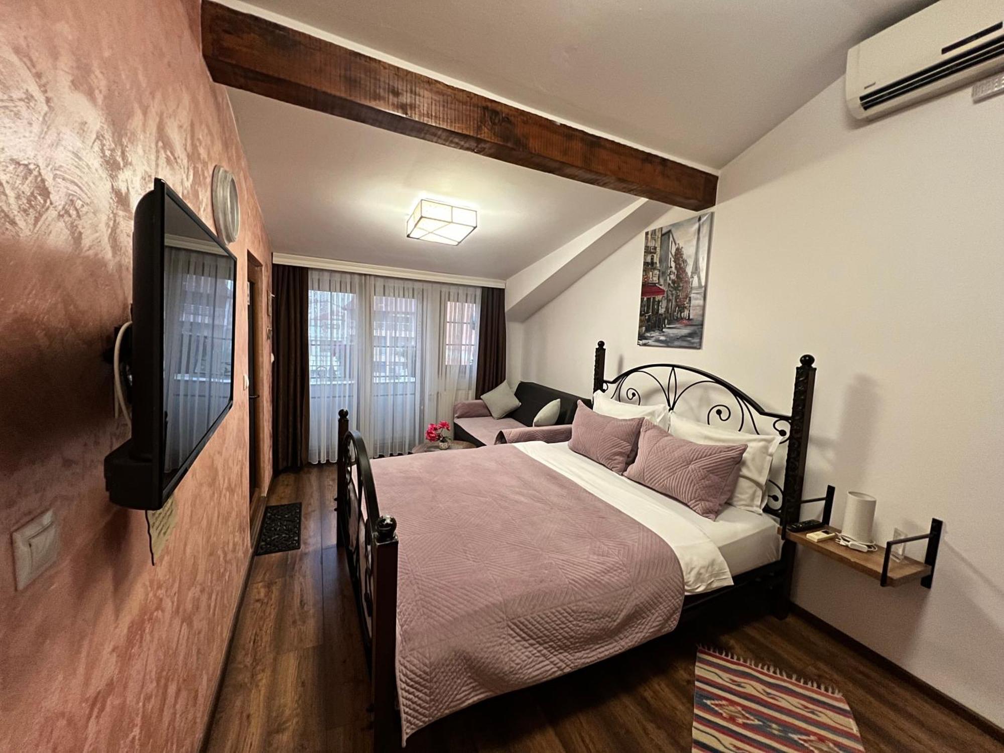 Hotel Fjorr Призрен Экстерьер фото