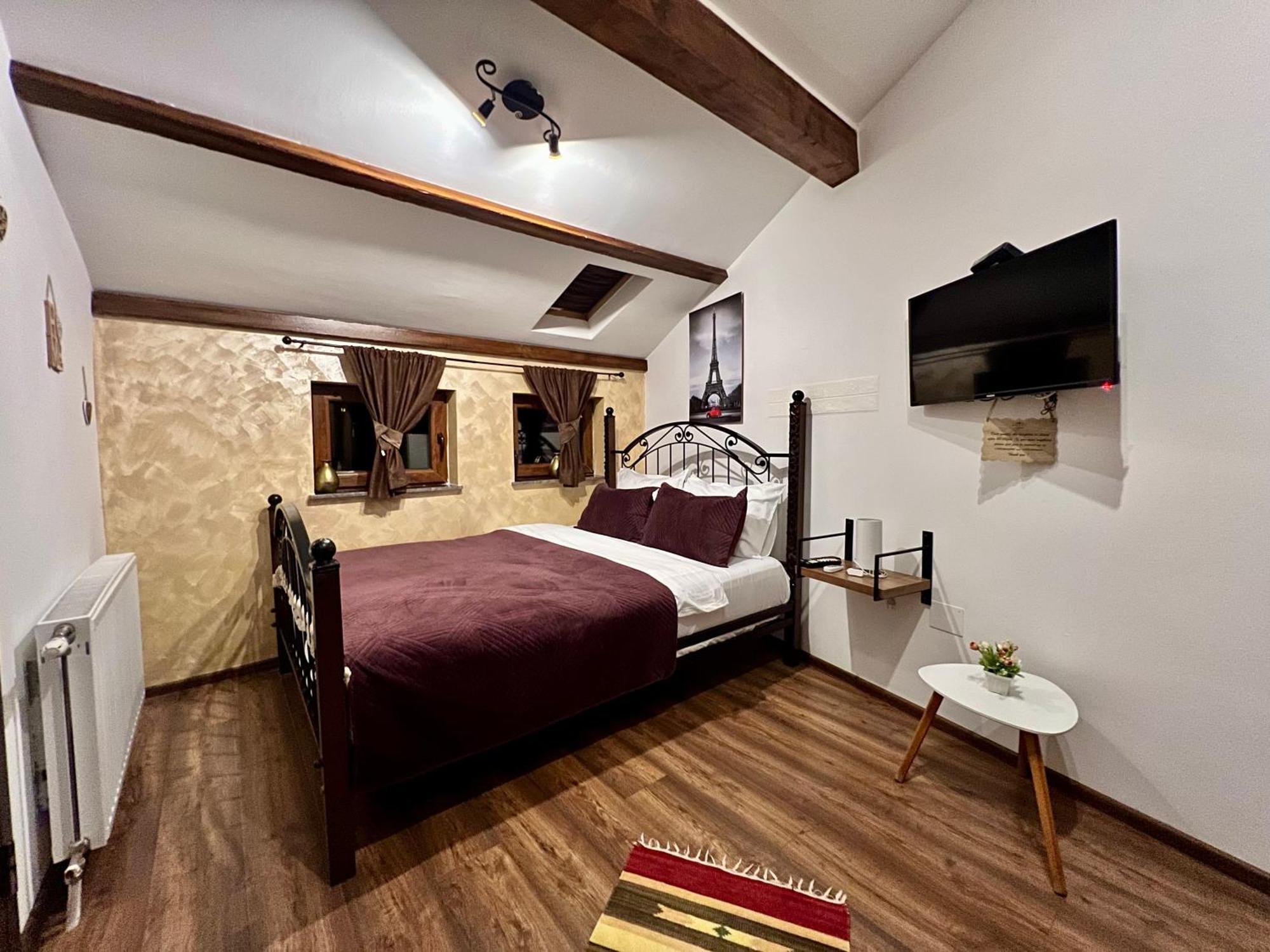 Hotel Fjorr Призрен Экстерьер фото